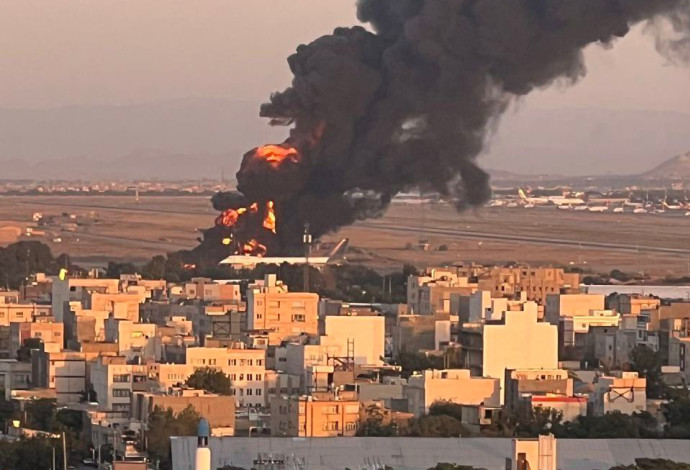 תקיפה בשדה התעופה במשהד, איראן (צילום:  רשתות ערביות)