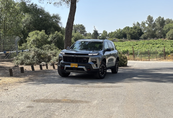 שברולט טראוורס (צילום:  יתיר דוידוביץ')