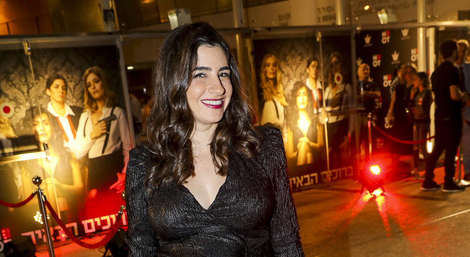 דאנה איבגי כורעת ללדת ונותנת פייט לאביה | TMI