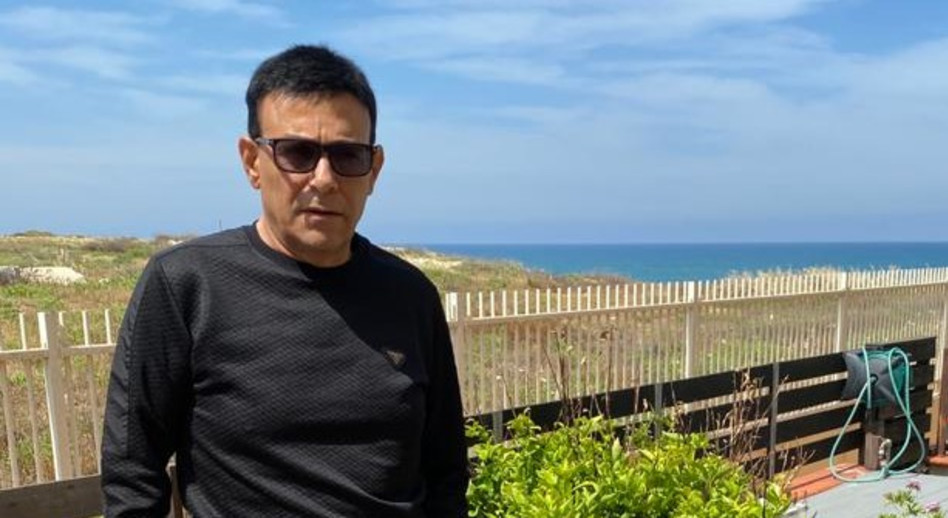 רוני מאנה מגיב לראשונה על ג'ני צ'רוואני: "שקרנית, בוגדנית ...