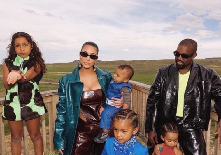 Kim Kardashian protects children from divorce