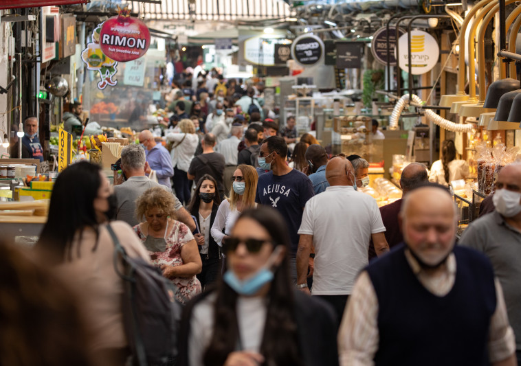 זיוף תעודות מתחסן ותו ירוק: בן 21 מטבריה נעצר בחשד לזיוף ...