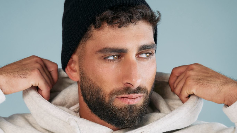 שון יפישין בצילומים ראשונים למותג האופנה טוונטיפורסבן (צילום: עירד נצר)