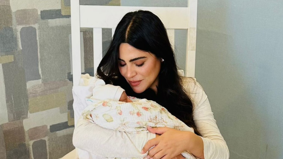 נופר מור ובתה (צילום: יחצ)