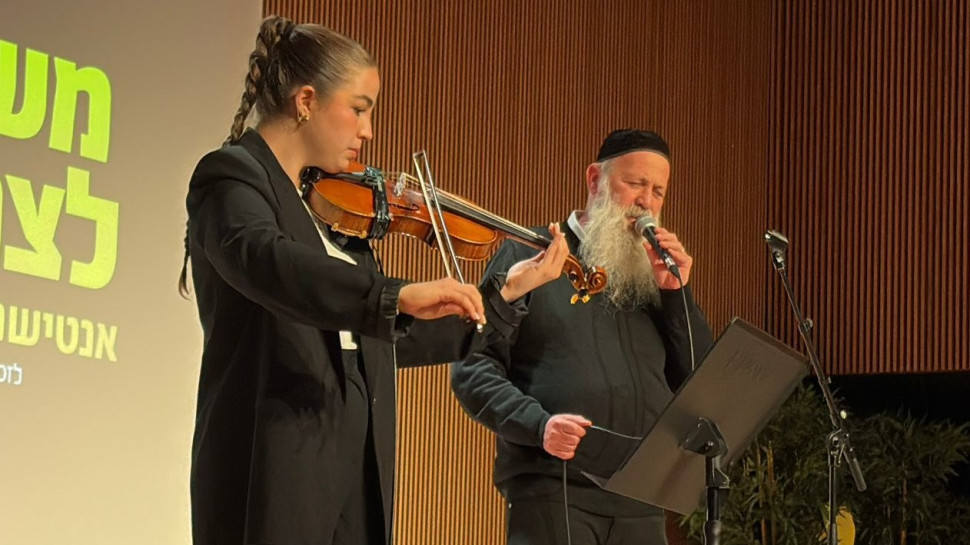 אגם ברגר ושולי רנד (צילום: הקריה האקדמית אונו)