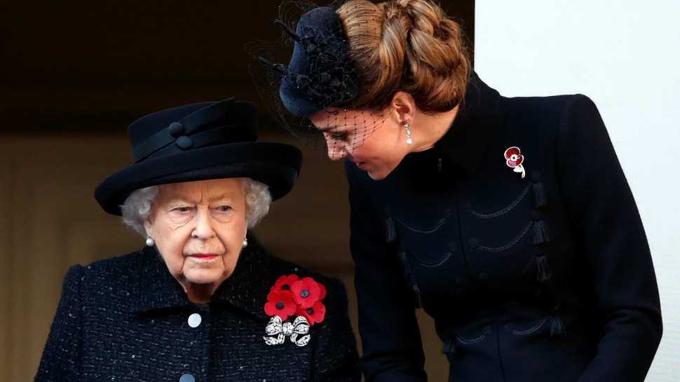 המלכה אליזבת' וקייט מידלטון (צילום:  Max Mumby/Indigo/Getty Images)