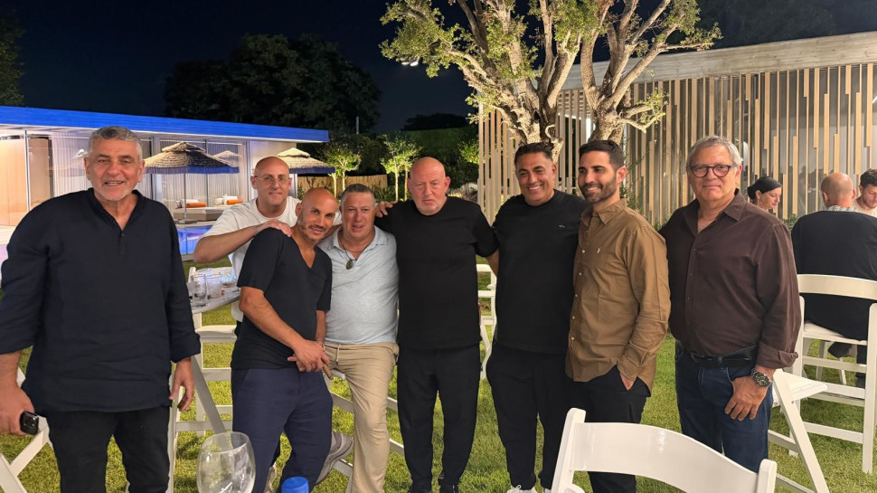 צמרת העסקים בישראל התארחה בביתו של שפי ששון (צילום: פרטי)