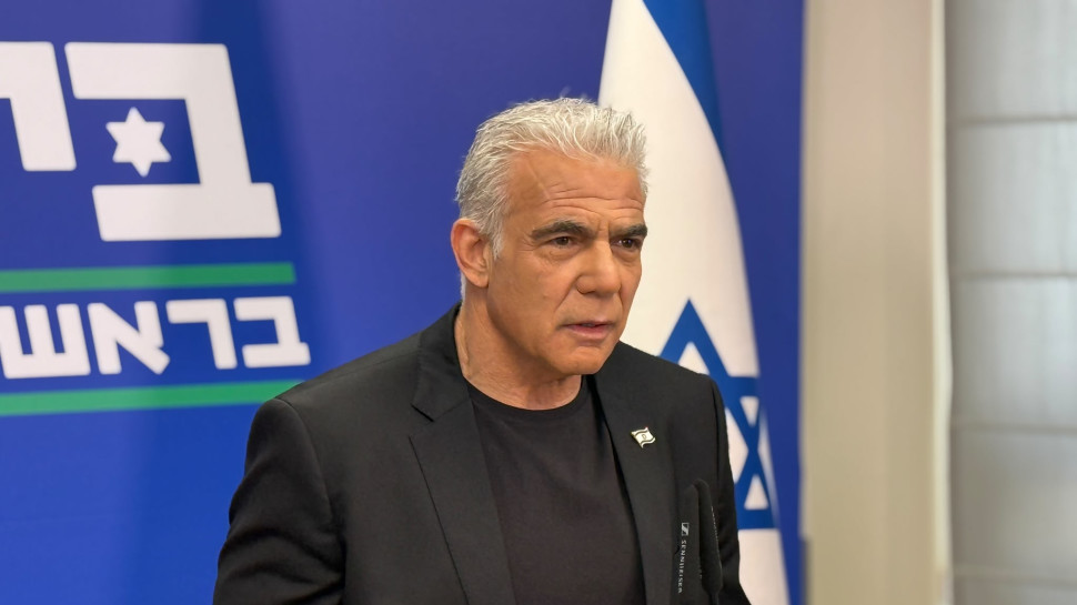 יאיר לפיד (צילום: נחום פרי)