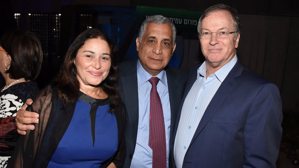 דודי ויסמן, פיני כהן וברוריה ויסמן (צילום: אביב חופי)