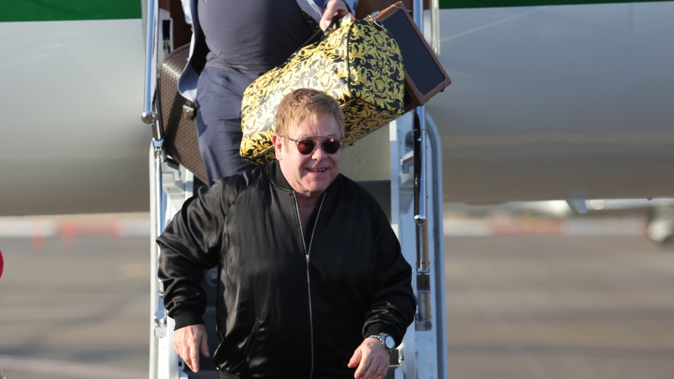 אלטון ג'ון נוחת בישראל (צילום: אורית פניני, יח"צ)