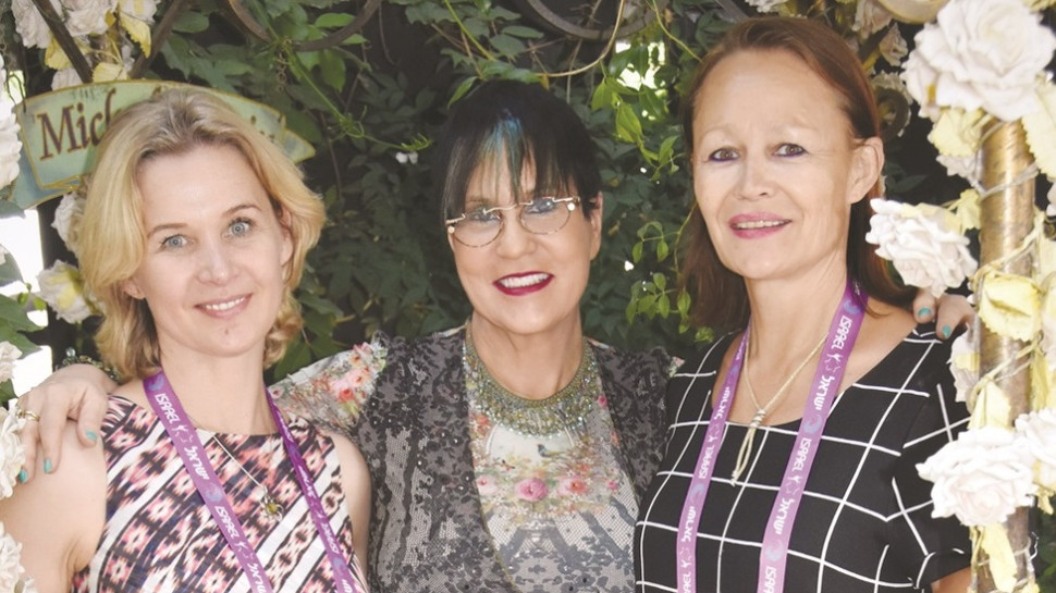 ויניארה זריפובה, מיכל נגרין ודליה קוטקאיתה (צילום: מורין גבסו)