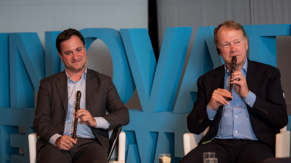 ג'ון ציימברס ואורן שגיא (צילום: ארתור פורר)