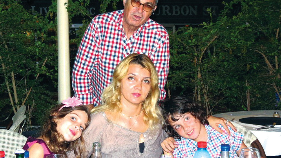 ננסי ברנדס ומשפחתו (צילום: יאיר גיספן)