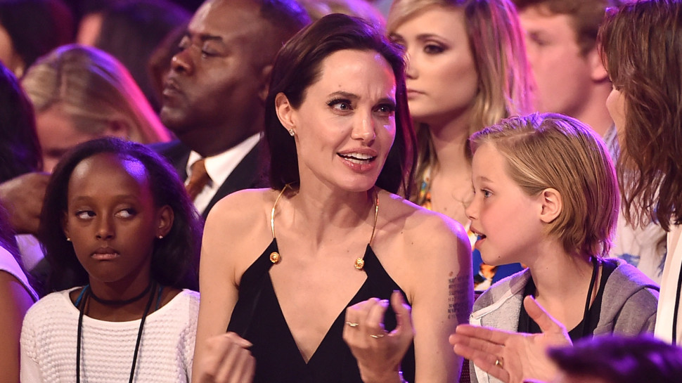 אנג'לינה ג'ולי וילדיה (צילום: Getty images)