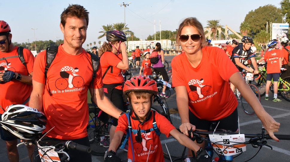 גלית, ריף וניר שרצקי  (צילום: אביב חופי)