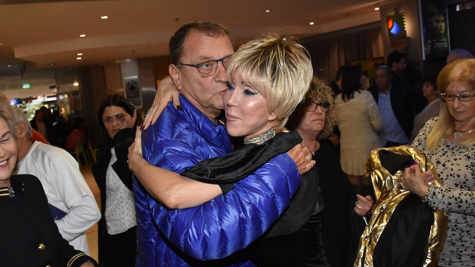 עירית אורן- גונדרס ואיזי שרצקי (צילום: אביב חופי)