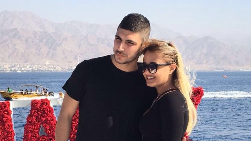 עדן בן זקן התארסה (צילום: עידן מזרחי)