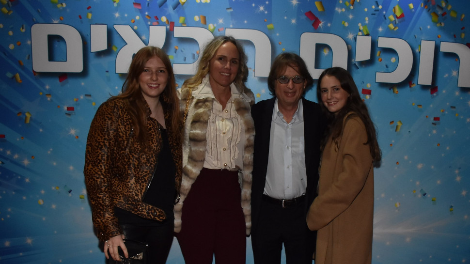 ליאור, מוקי, רונית ומאיה שנידמן (צילום: אביב חופי)