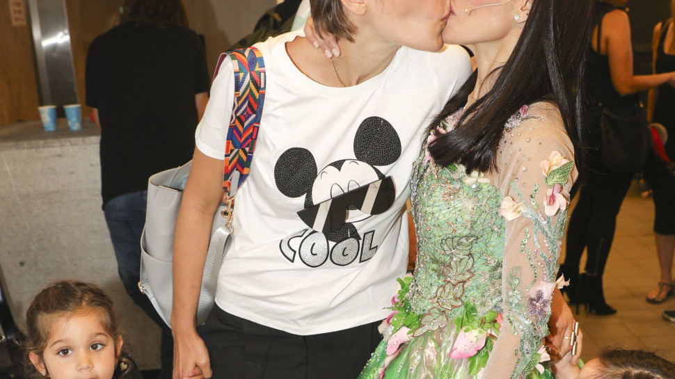 ג'ני צ'רוואני ומיכל הקטנה (צילום: רפי דלויה)