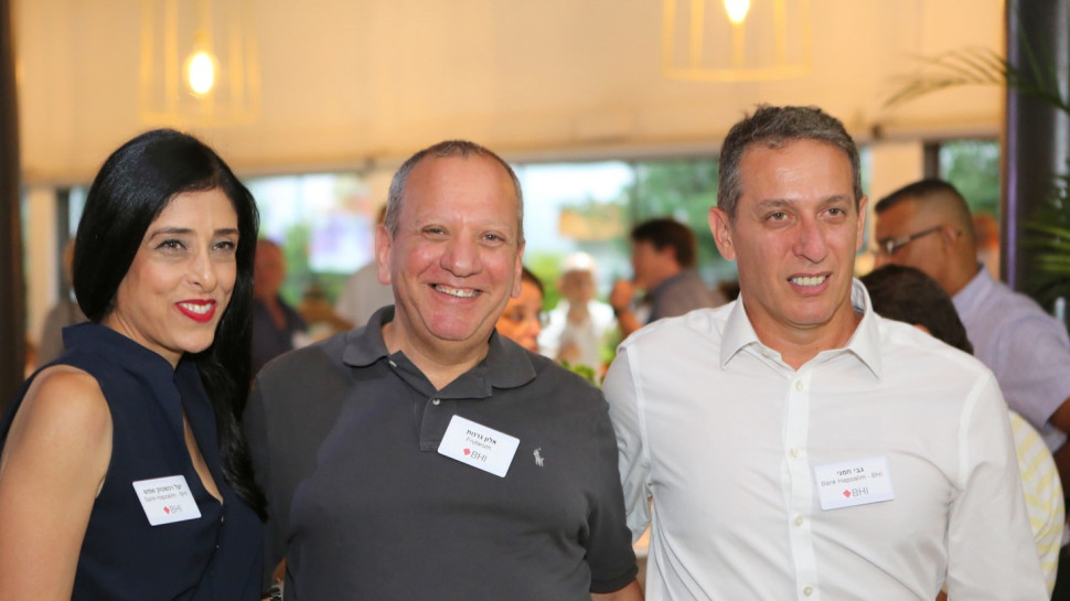 גבי חמני, אלון גרנות ויעל וינשטוק- שמש (צילום: אביב גוטליב)