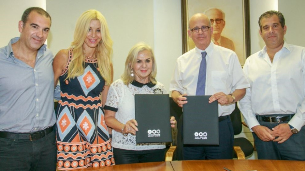 אסי שמלצר, יוסף קלפטר, עתליה, עופרה וטובי שמלצר  (צילום: אסף שילה)