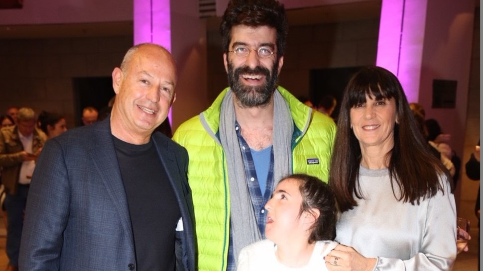 לילית והדר זיסמן, תומר בר זאב ושמוליק זיסמן (צילום: ערן לם)