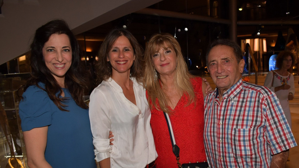 יוסי מימן, מיכל פורר הלית מימן ובת שבע בובליל  (צילום: אביב חופי)