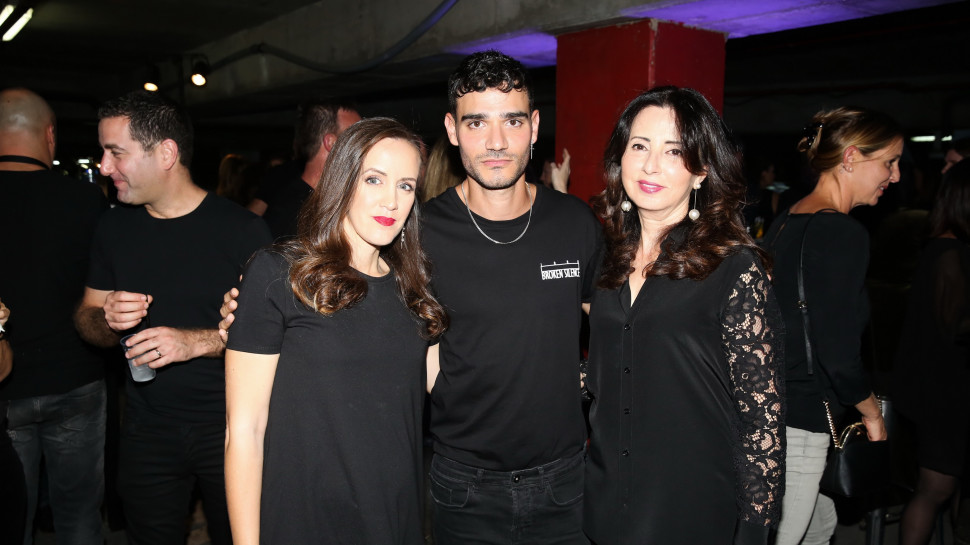 שלומית דונרשטיין , אלון לבנה ומאיה דונרשטיין-יתיר  (צילום: אלירן אביטל)