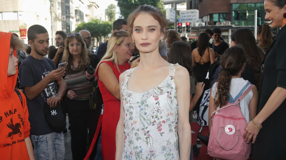 לוסי דובינצ'יק, עלמה (צילום: שוקה כהן)