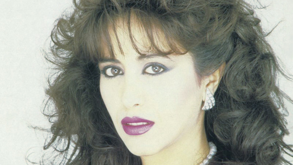 קול הנשמה - שרים עפרה חזה (צילום: יקי הלפרין)