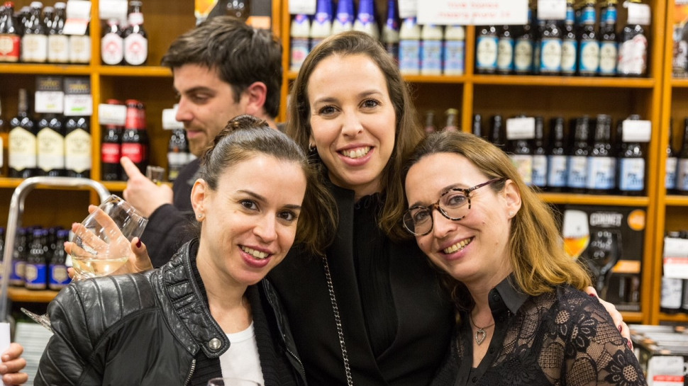 אלית אלקון, אליטל אריסון ואליאן אלקון (צילום: מולי גולדברג)