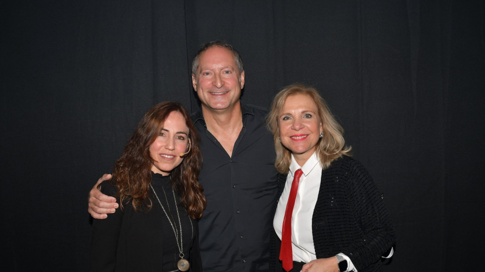 תלמה בירו, דניאל בירנבאום וצמרת פירסט (צילום: אביב חופי)