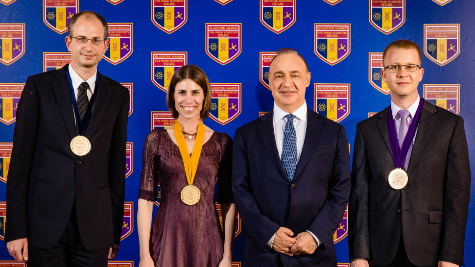 ד"ר ארז ברג, לן בלווטניק, ד"ר מיכל ריבלין וד"ר מורן ברקוביץ' (צילום: ערן בארי)