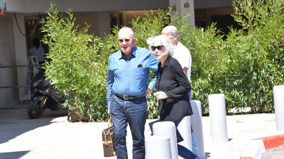 אלפרד וחווה אקירוב (צילום: אביב חופי)