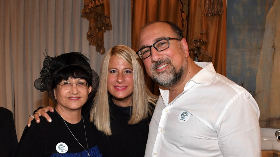 ג'ואי ומליסה שוובל ועדינה בר שלום (צילום: אביב חופי)