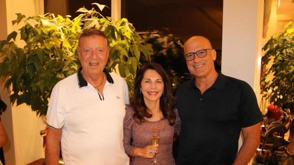 עדי שטראוס, יונה ברטל ומיכאל שטראוס (צילום: חן שנהב)