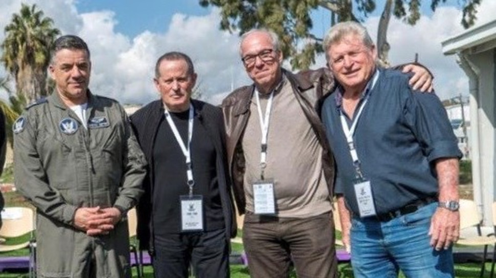  יורם יאיר, אבי פישר, מאיר שמיר, עמיקם נורקין (צילום: באדיבות יחד למען החייל)