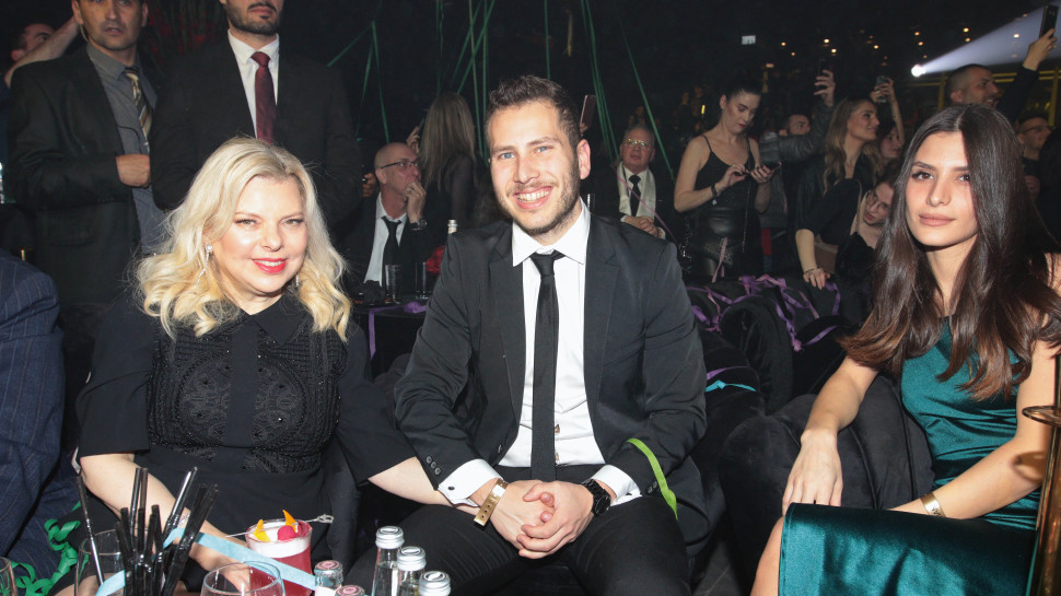 נוי בר, אבנר נתניהו, שרה נתניהו (צילום: ענת מוסברג)