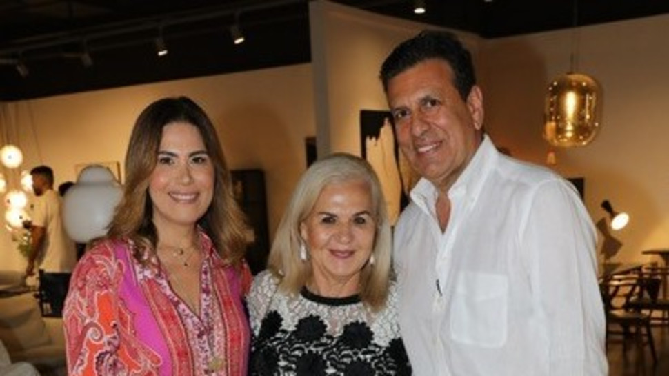 עופר איתני, עתליה שמלצר ואסתי קסטרו (צילום: רפי דלויה)