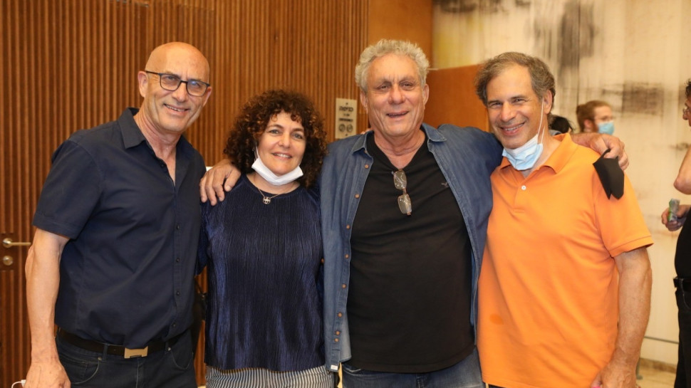 איתן סטיבה, יהודה עדר, אורה סטיבה ומשה סיני (צילום: אסף לב)