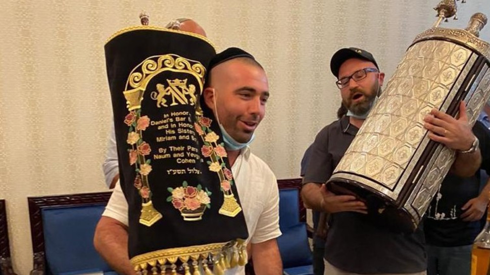 עומר אדם (צילום: באדיבות עופר מנחם תקשורת ויחסי ציבור)