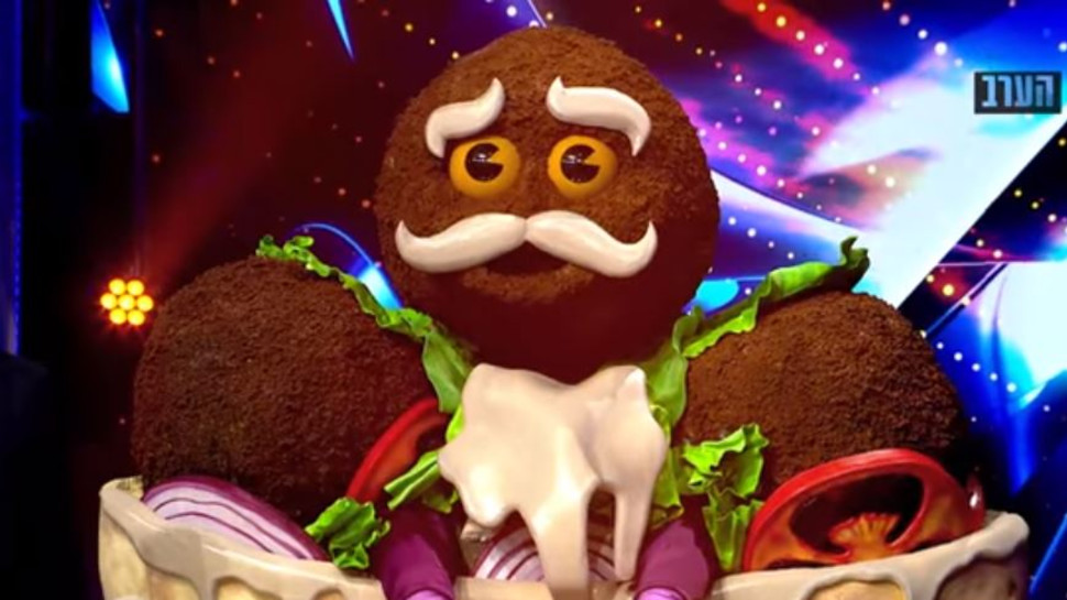 הפלאפל - הזמר במסיכה (צילום: צילום מסך: קשת 12)