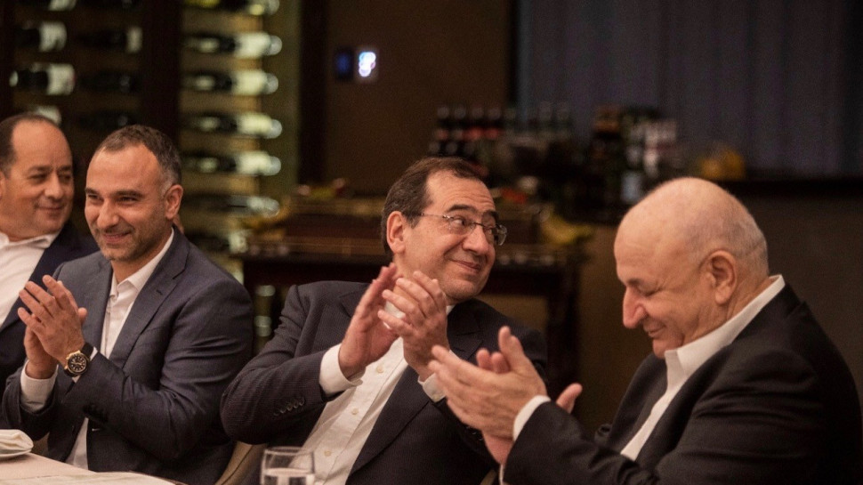 יצחק תשובה, טארק אל-מולה ויוסי אבו (צילום: דלק קידוחים)