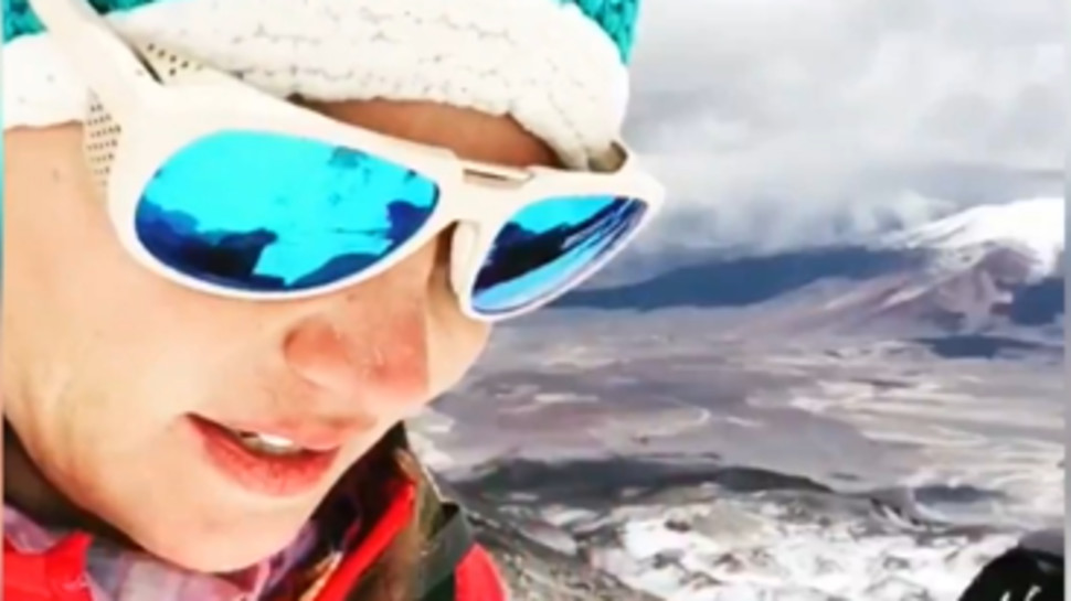 דניאל וולפסון במהלך המסע לפסגת האוורסט (צילום: באדיבות חדשות 13)