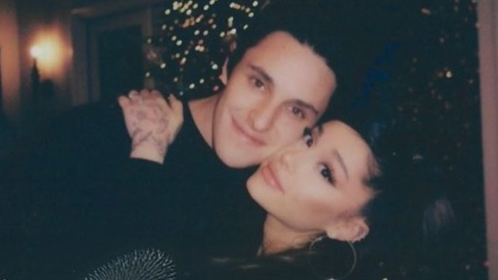 אריאנה גרנדה, דלטון גומז (צילום: צילום מסך אינסטגרם)