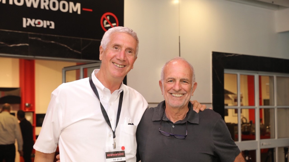 יגאל שרייבר וצביקה גיור (צילום: לנס הפקות)