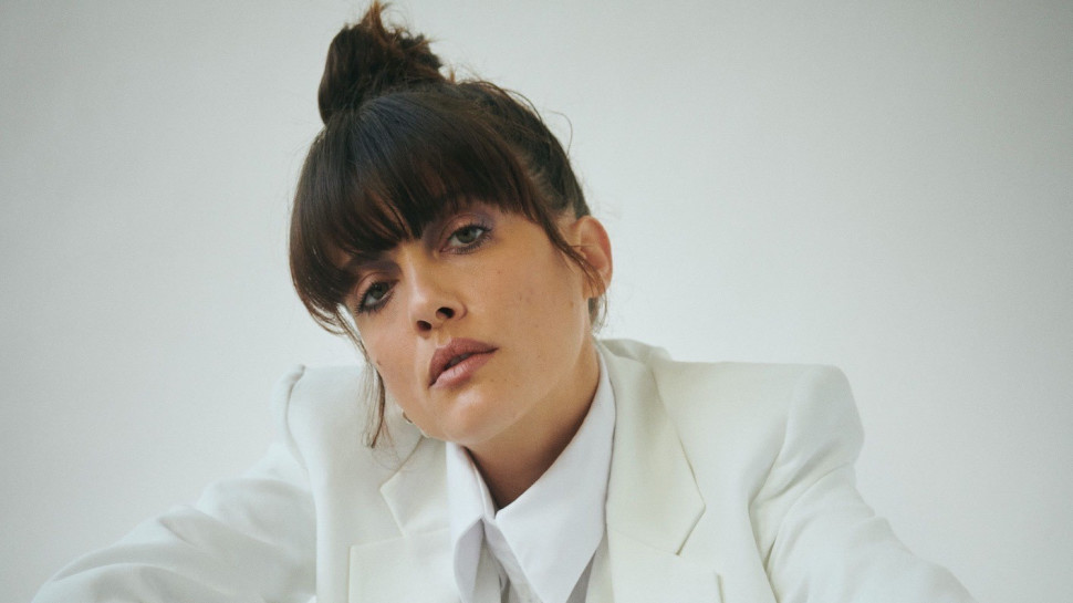 נגה ארז (צילום: מעיין ריינס)