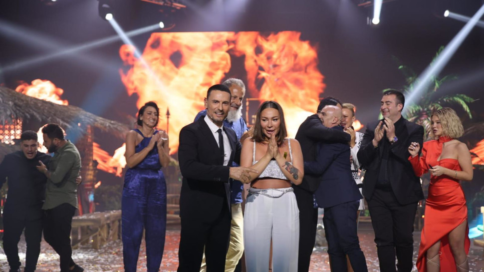 אלה אייבינדר ברגע הזכייה בעונת הישרדות VIP (צילום: אור גפן)