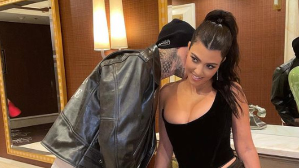 קורטני קרדשיאן, טראוויס בארקר (צילום: צילום מסך אינסטגרם)