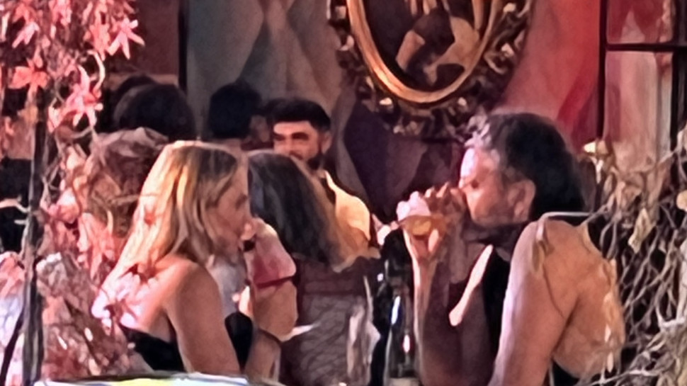 אמיר דדון, אלמונית (צילום: צילום גולשים)